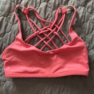 Free to be wild sports bra
